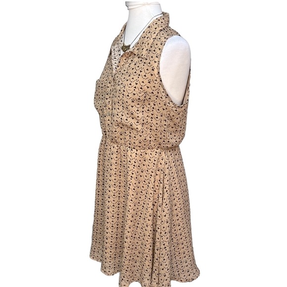 Freebird Geometric Triangle Design Dress - Picture 2 of 5